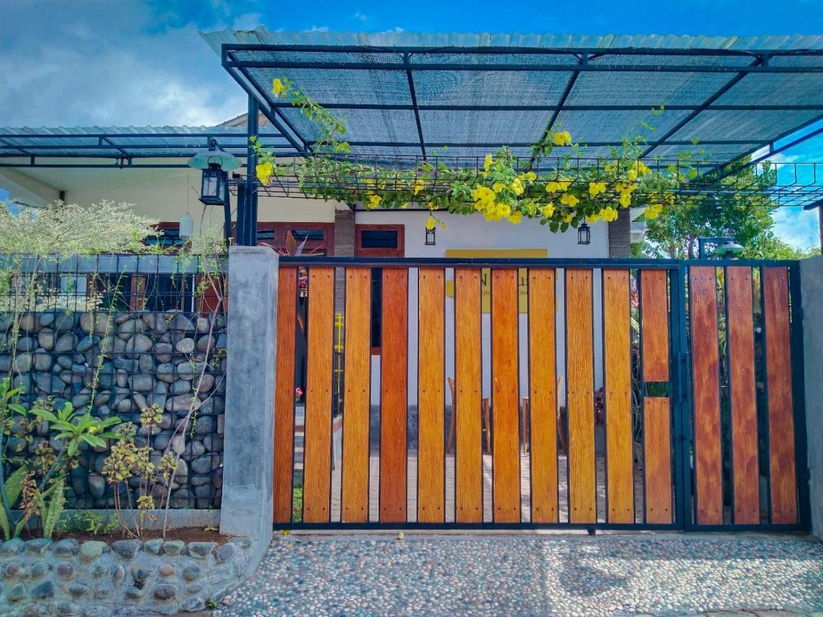 Inn House Homestay Dadapan Zewnętrze zdjęcie