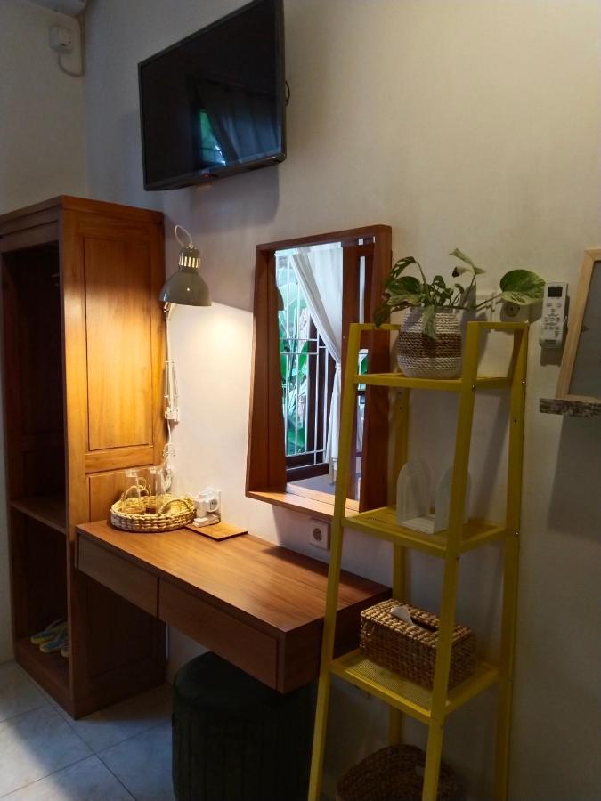Inn House Homestay Dadapan Zewnętrze zdjęcie