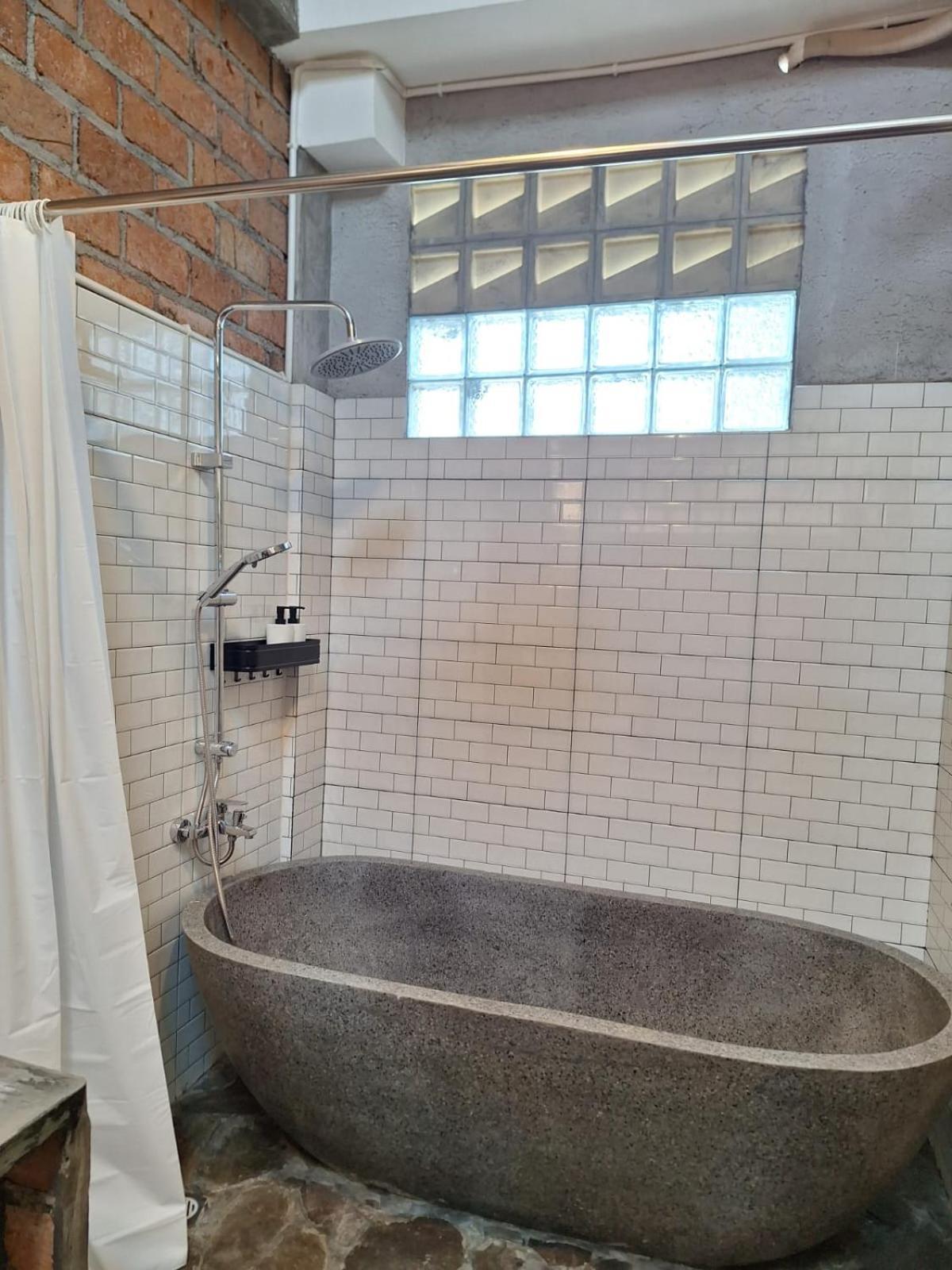 Inn House Homestay Dadapan Zewnętrze zdjęcie