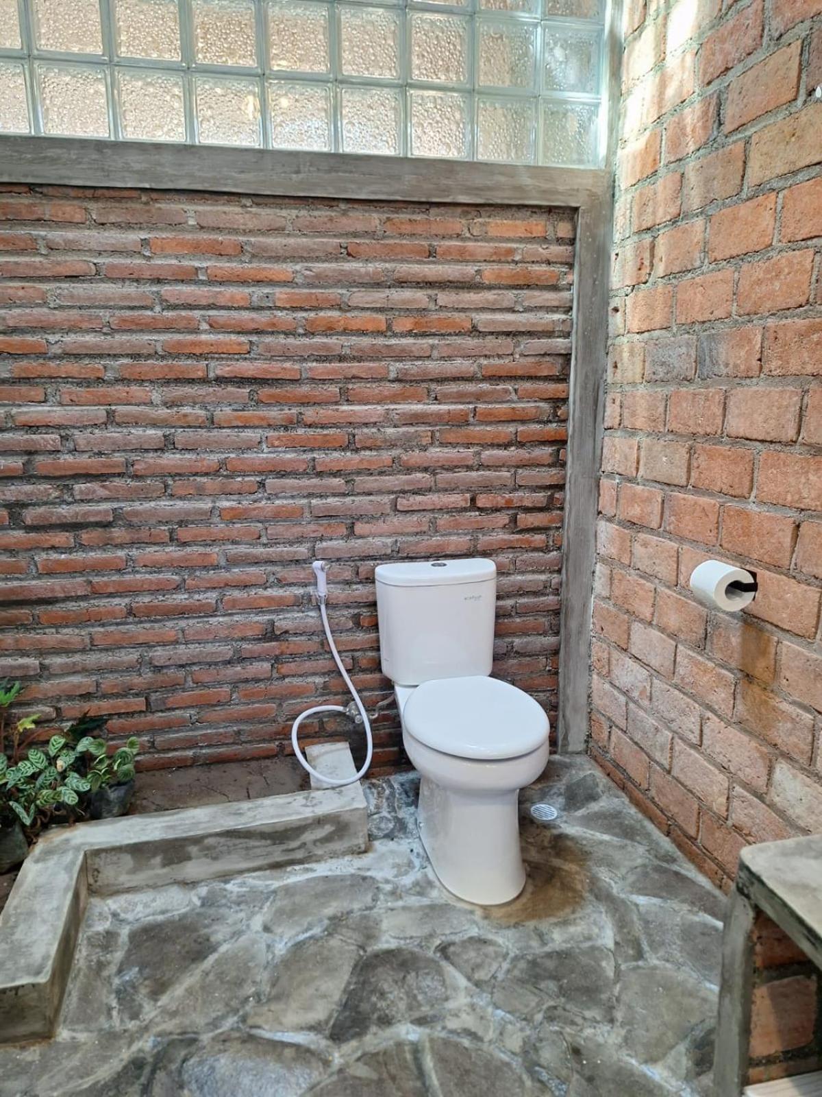 Inn House Homestay Dadapan Zewnętrze zdjęcie