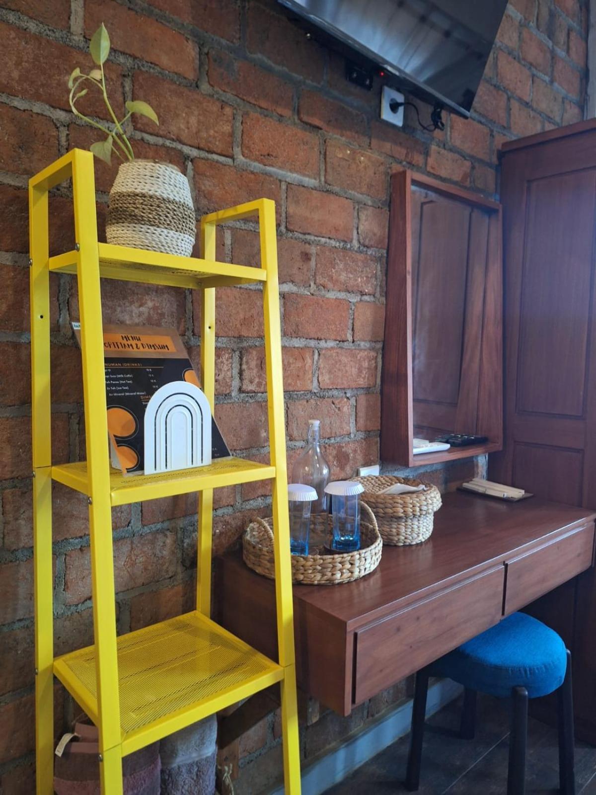 Inn House Homestay Dadapan Zewnętrze zdjęcie